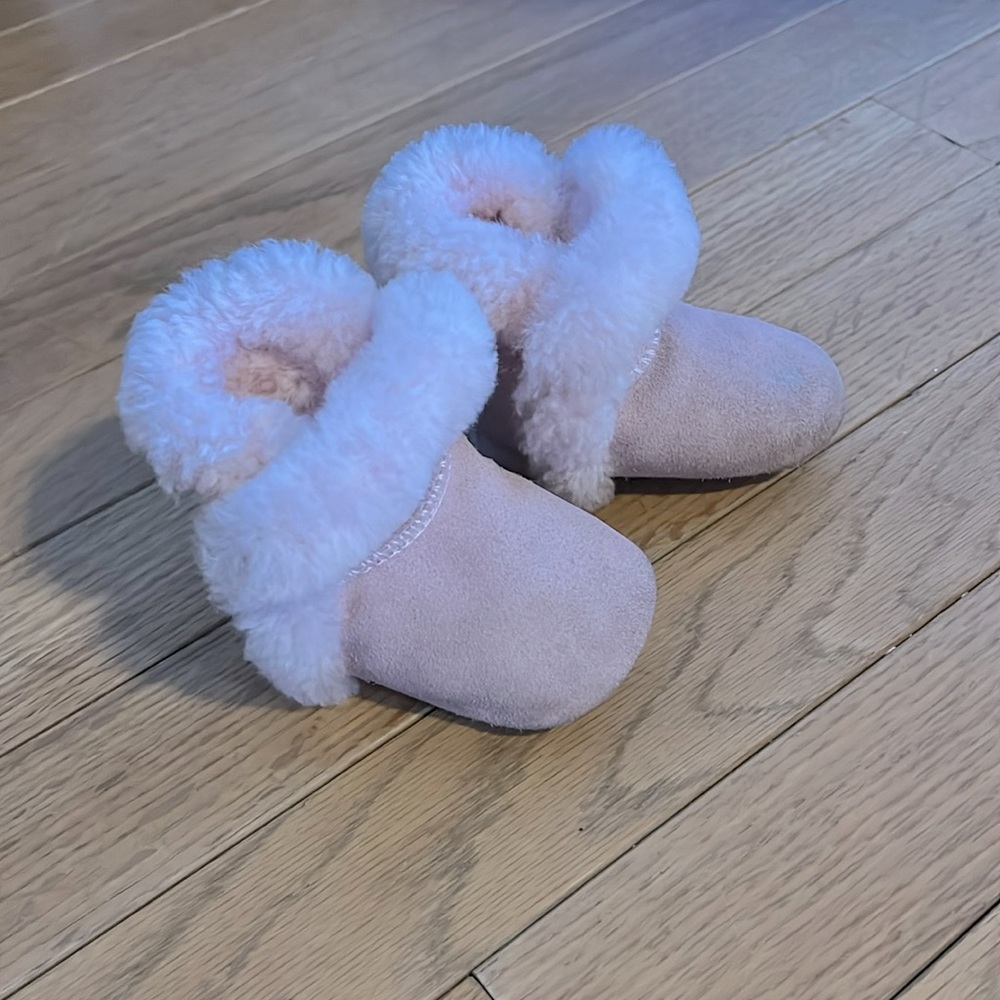 Ugg baby booties size 0/1
